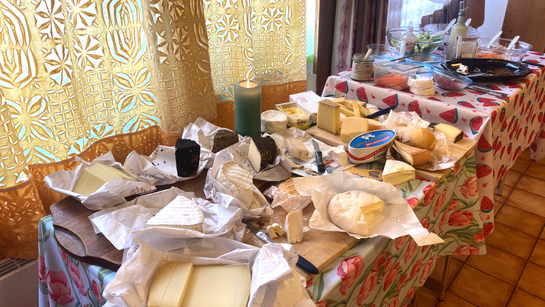 7.Le culte est suivi d'un apéro et d'un repas simple patate-fromage à la Maison de paroisse