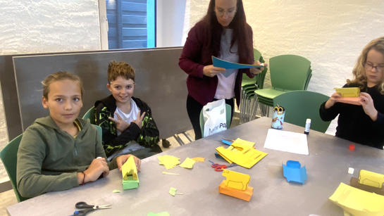 les enfants bricolent un veau d'or les enfants bricolent un veau d'or