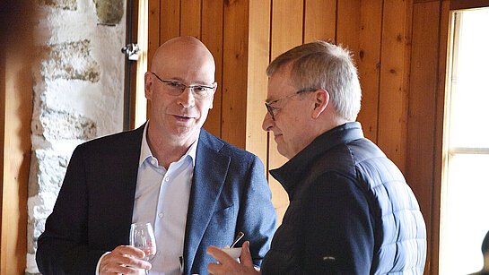 Pascal van Griethuysen, gauche, délégué aux Affaires religieuses du canton de Vaud - Temps de remerciements et reconnaissance aux personnes impliqués dans l'accompagnement de la tragédie de Crans-Montana - ©EERV - mars 2026 