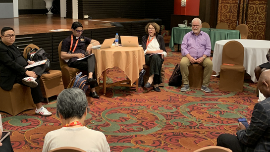 Ateliers, groupes de caucus, échanges et rencontres...la délégation de l'EERS au travail - ©DR