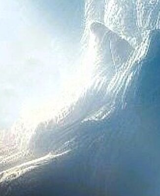 Lumière entrant dans le tombeau vide