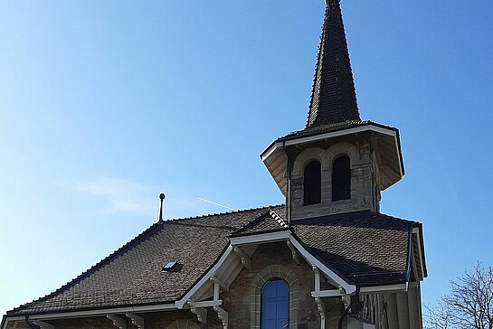 Toit et clocher du temple de Chavannes