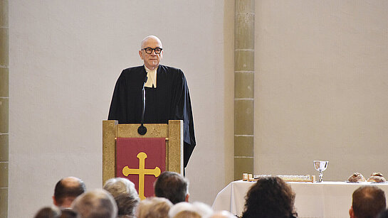 Prédication de Jean-François Ramelet, conseiller synodal et pasteur - Temps de remerciements et reconnaissance aux personnes impliqués au travers de l'ESU dans l'accompagnement de la tragédie de Crans-Montana - ©EERV - mars 2026