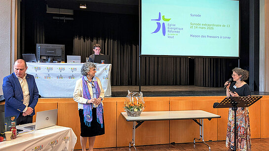 Démission de la conseillère synodale Laurence Bohnenblust-Pidoux annonce sa démission. Synode extraordinaire de Mars 2026 - ©EERV