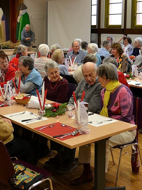 Moments convivial entre les aînés de Chavannes-Epenex