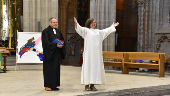 Les ministres officiants - Francine Guyaz, diacre et Alain Monnard, pasteur - Culte synodal de consécration et d'agrégation 2023 - ®EERV - Gérard Jaton 