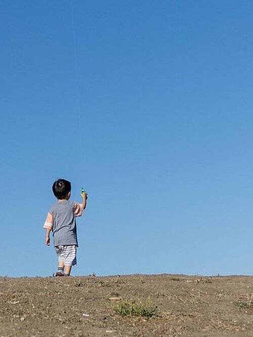 Enfant dans la nature