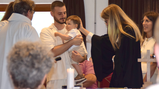 La pasteure Julia Durgnat a présidé le baptême !