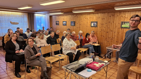 ASSEMBLEE à L'éCOUTE DE SIMON ZURCHER DU GROUPE DE PILOTAGE EGLISE 29